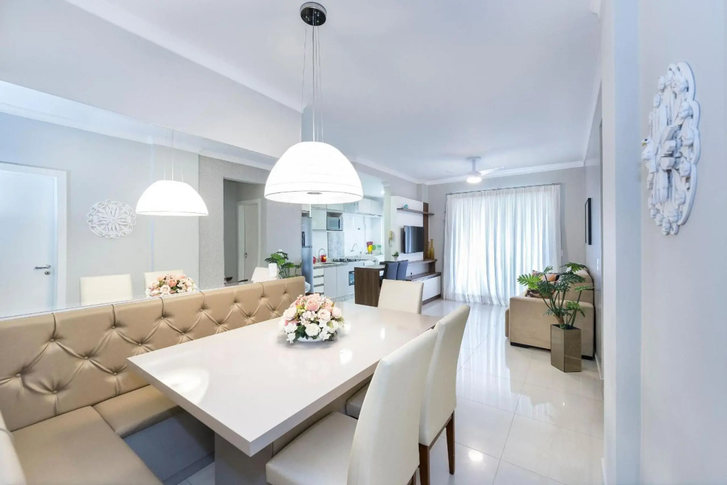 Palazzo Toscano 201 - Aconchegante apartamento na praia de Bombas com vista para o mar