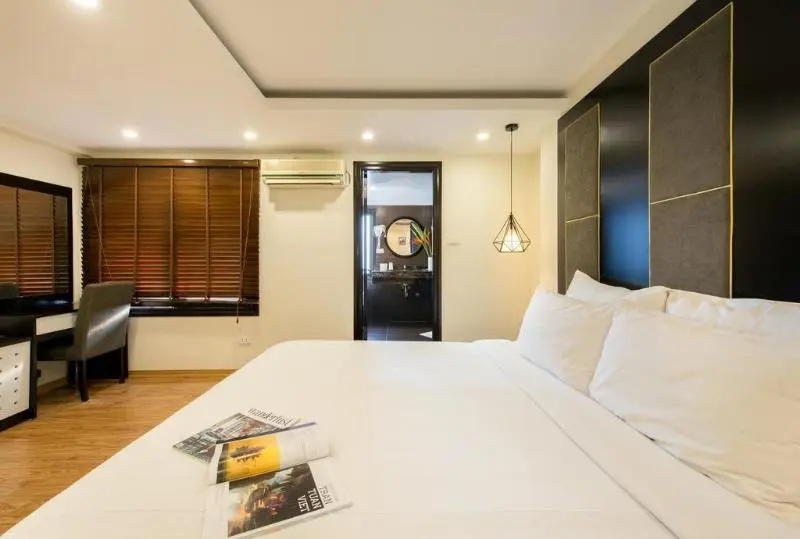 Rising Dragon Palace Hotel - Chambres