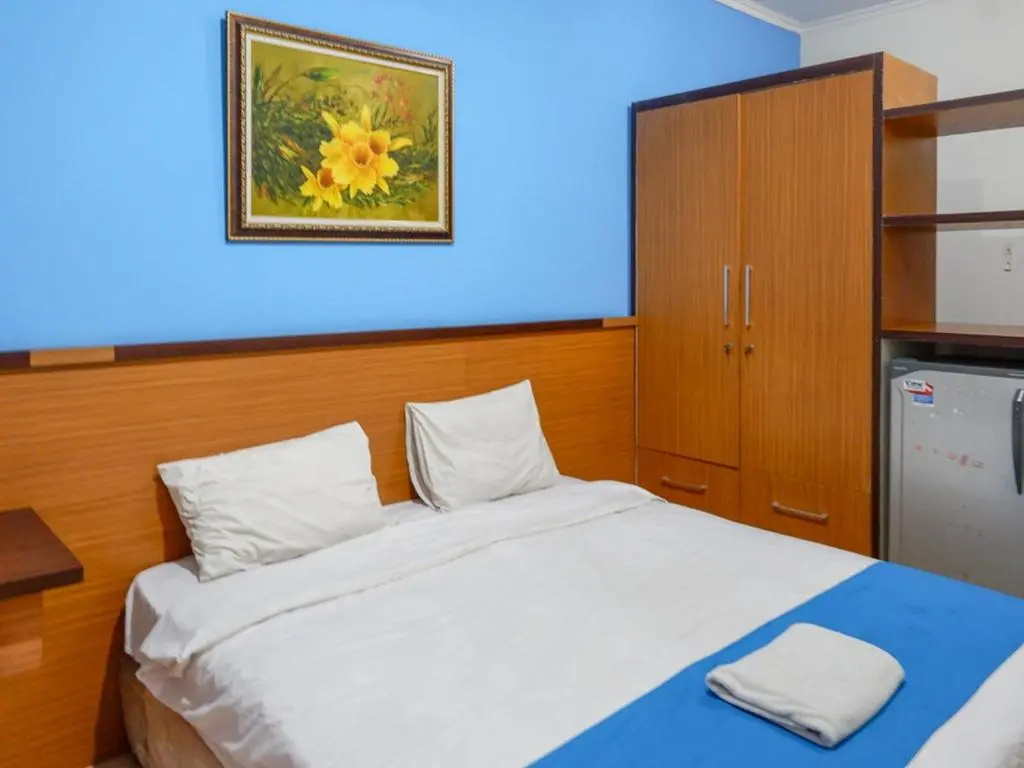 Economy room