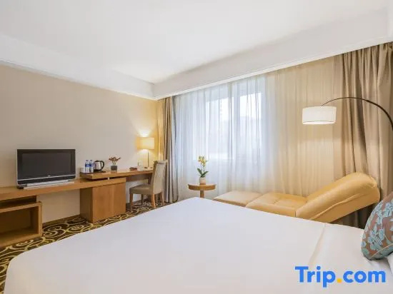 Deluxe Double room (full double bed)