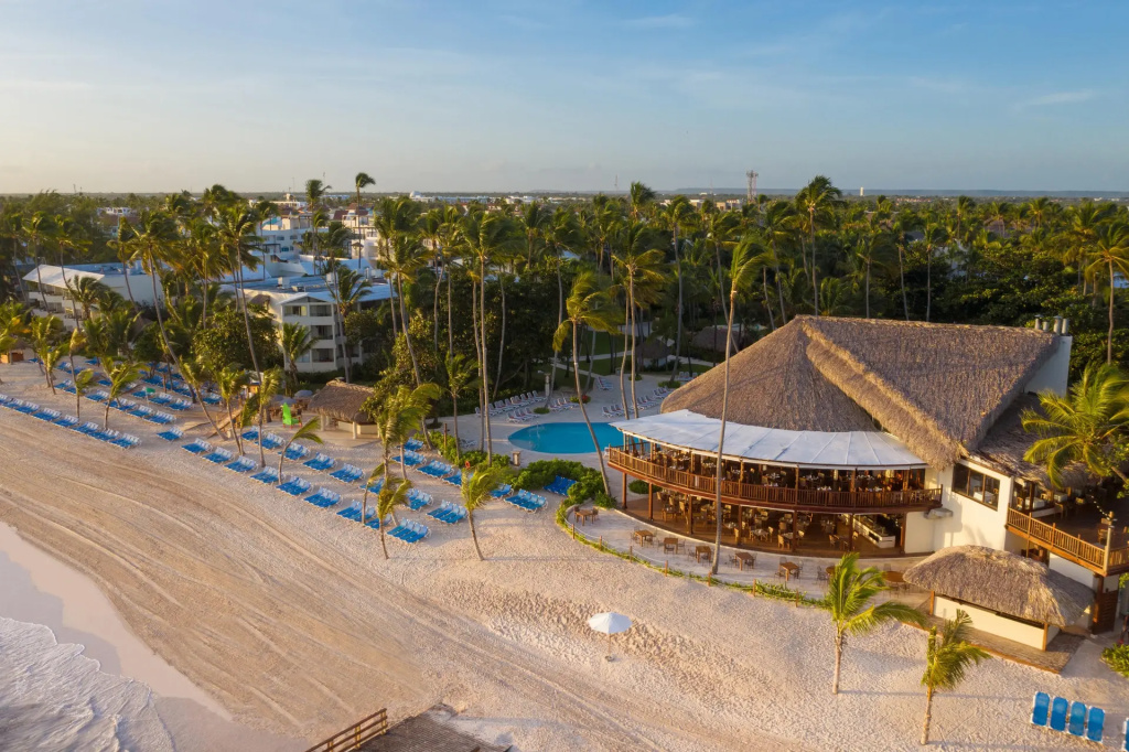 Beach & Waterfront