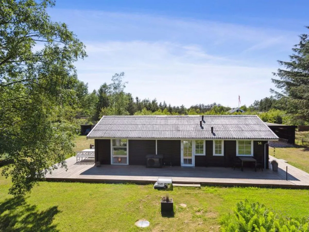 "Adser" - 600m from the sea in NE Jutland