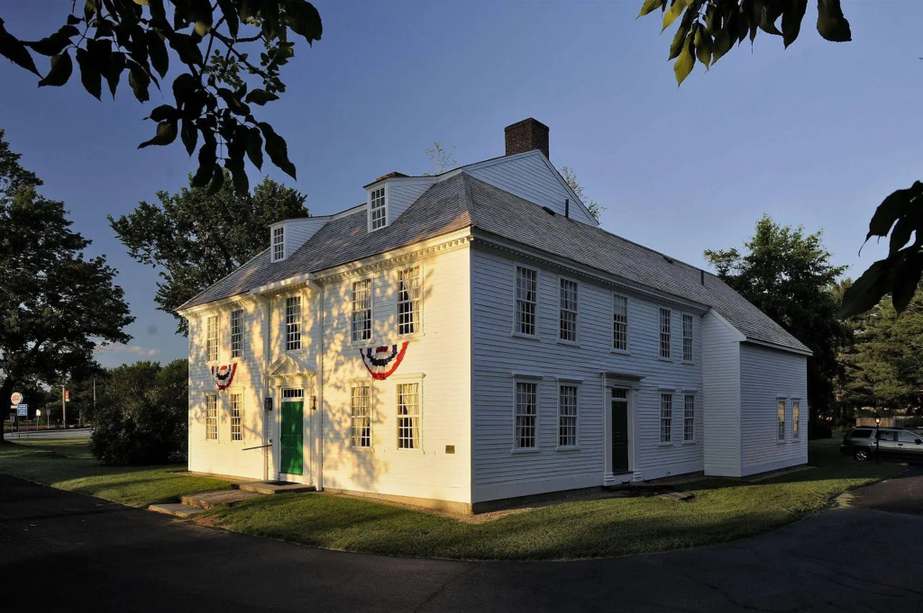 Old Sturbridge Inn and Reeder Family Lodges