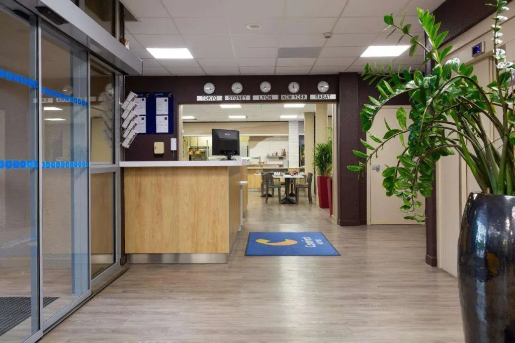 Comfort Hotel Aeroport Lyon St Exupery - Général