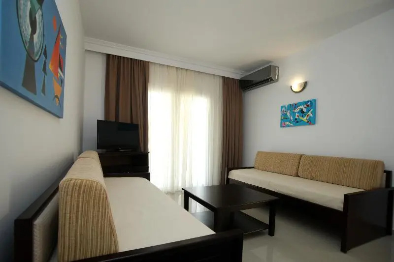 Naias Beach Hotel - Chambres