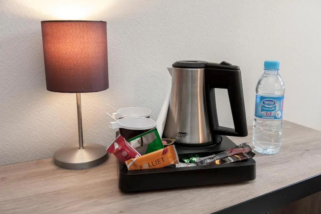 Brit Hotel Avignon Sud - Chambres