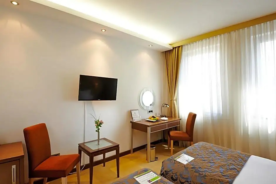 In Hotel Belgrade - Chambres
