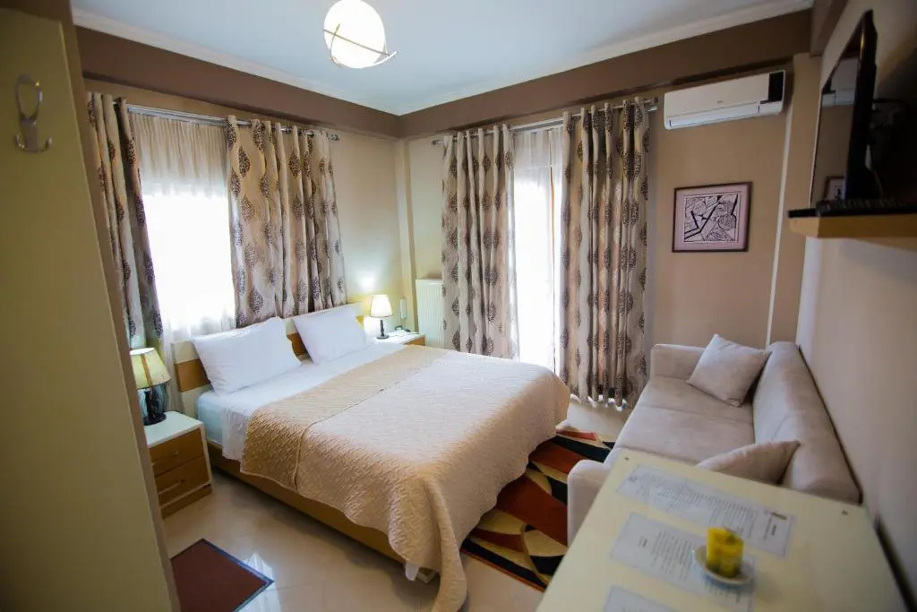 Hotel Dea 2002 - Chambres