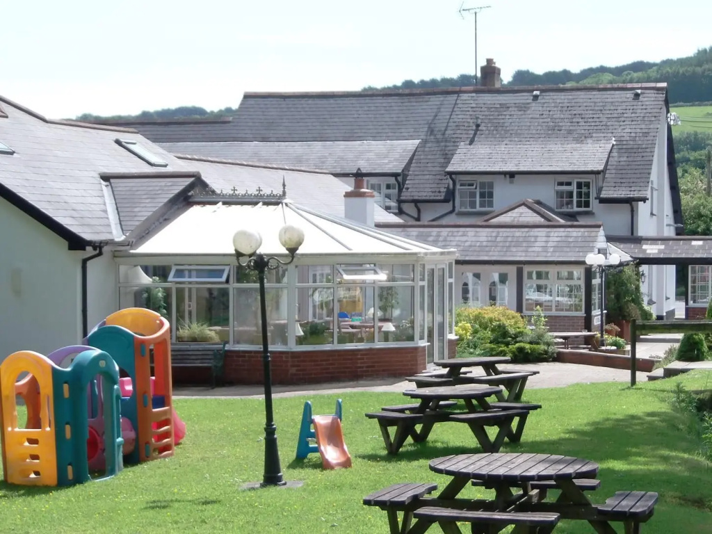 Betty Cottles Inn - фото 14