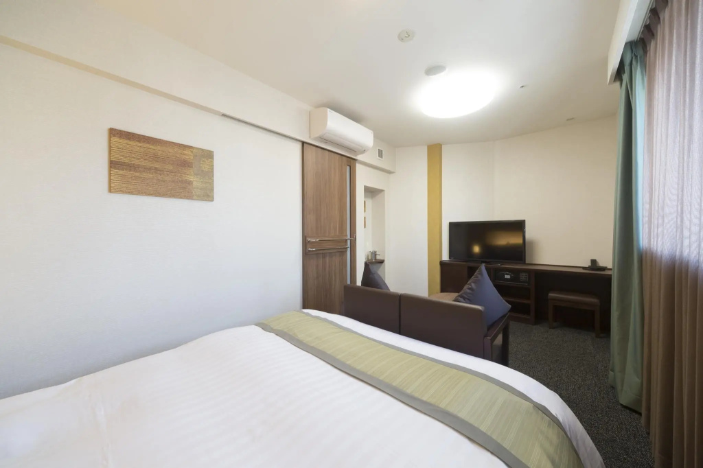 Отель Dormy Inn Premium Kanda — фото