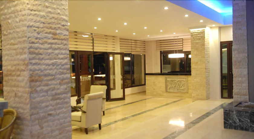 Hotel photo 2