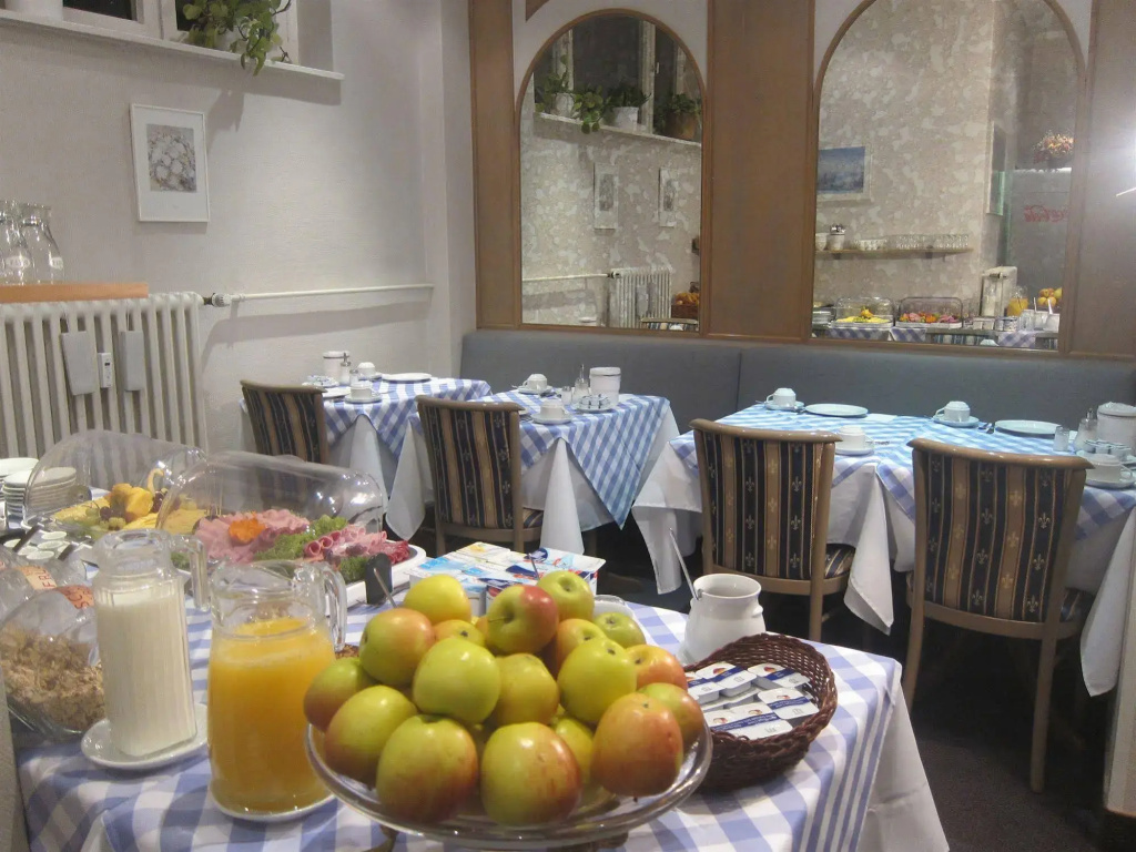 Hotel photo 13