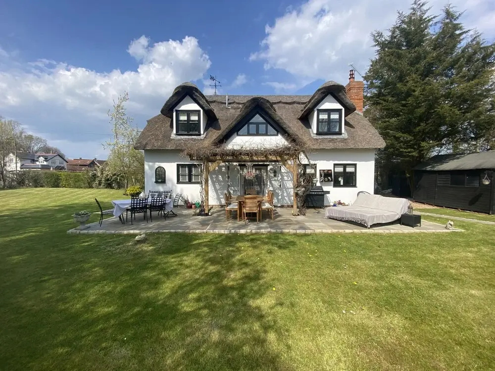 Beautiful Traditional English 2-bed Cottage