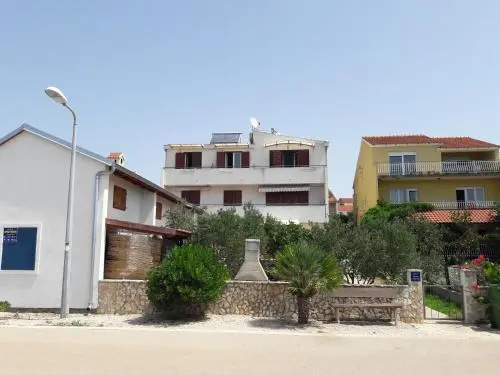 Apartments Jaram
