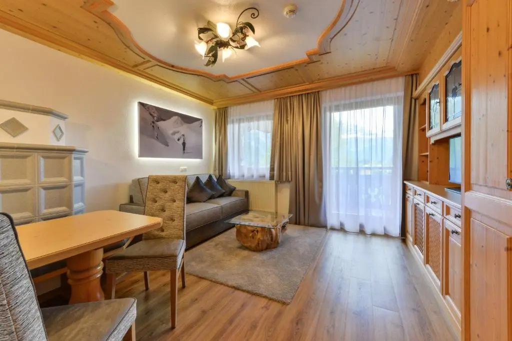 Suite with balcony