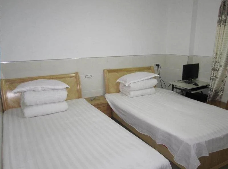 Chizhou Ranran Business Inn