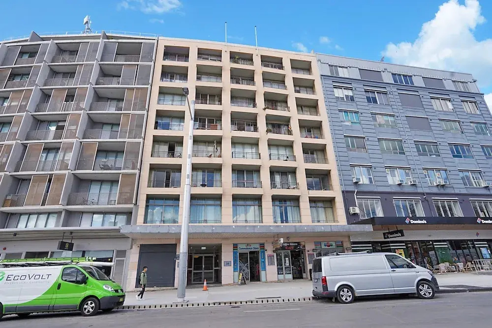 Central 1-bedroom Apartment With City Views
