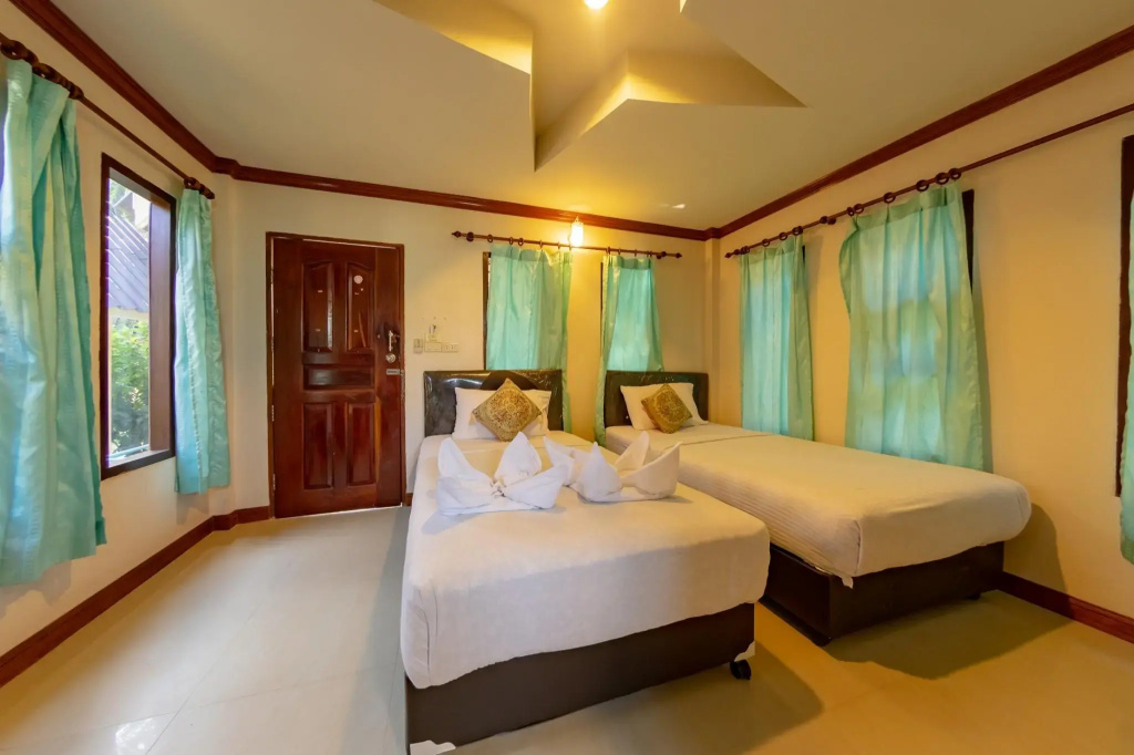 Deluxe Suite