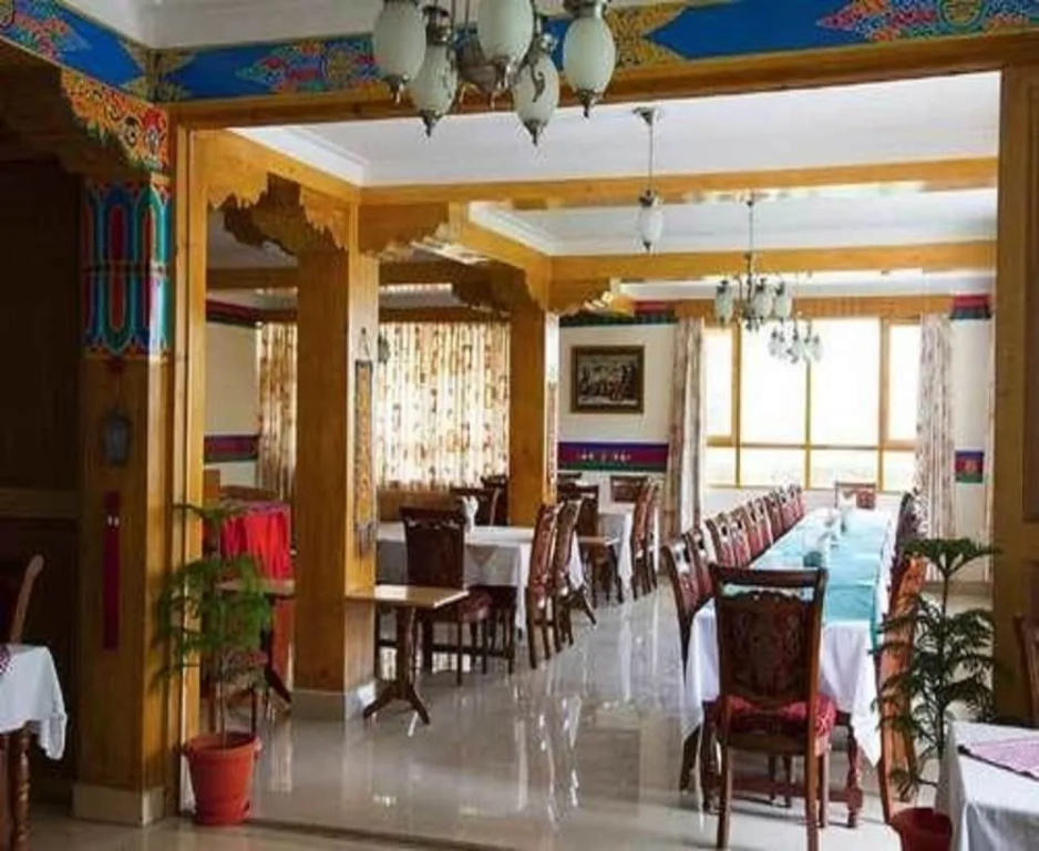 Karakoram Hotel - Général