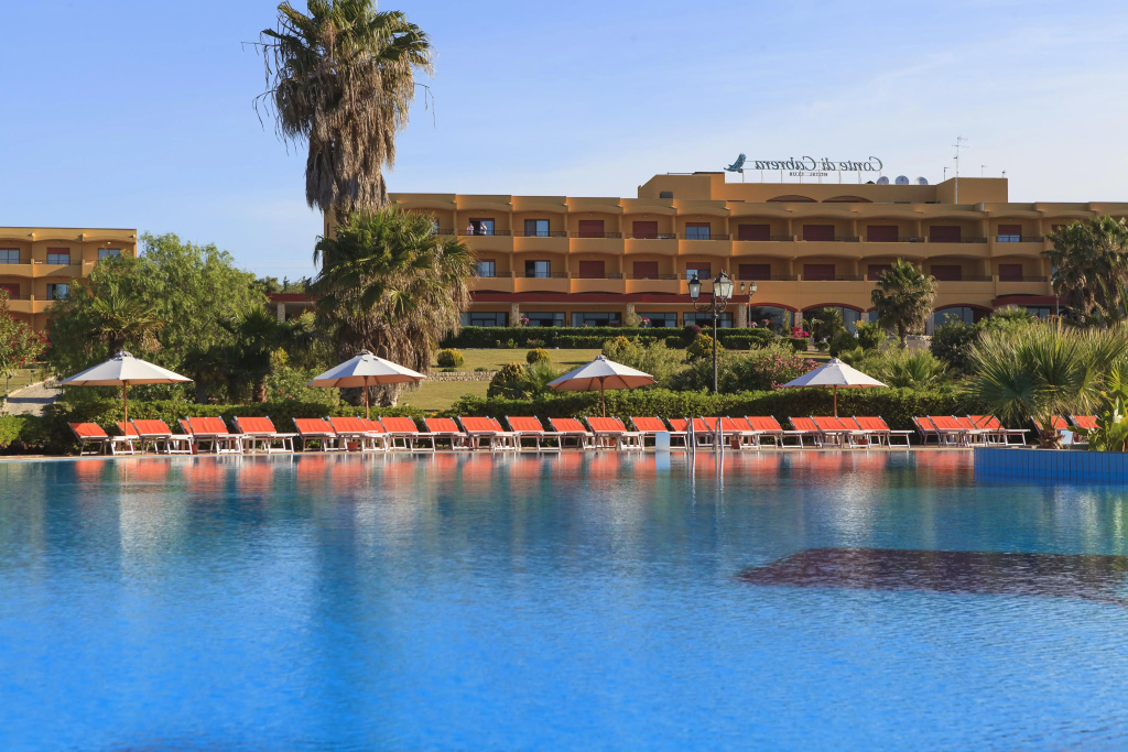 Conte Di Cabrera Hotel Club