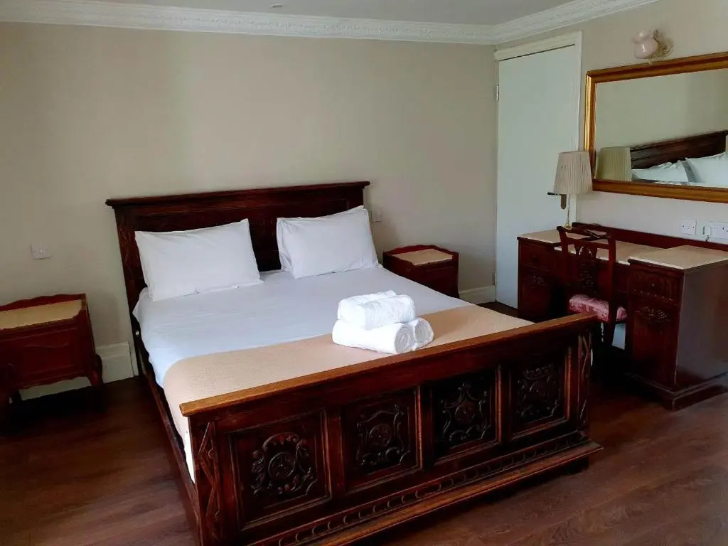 Standard Double room (full double bed)