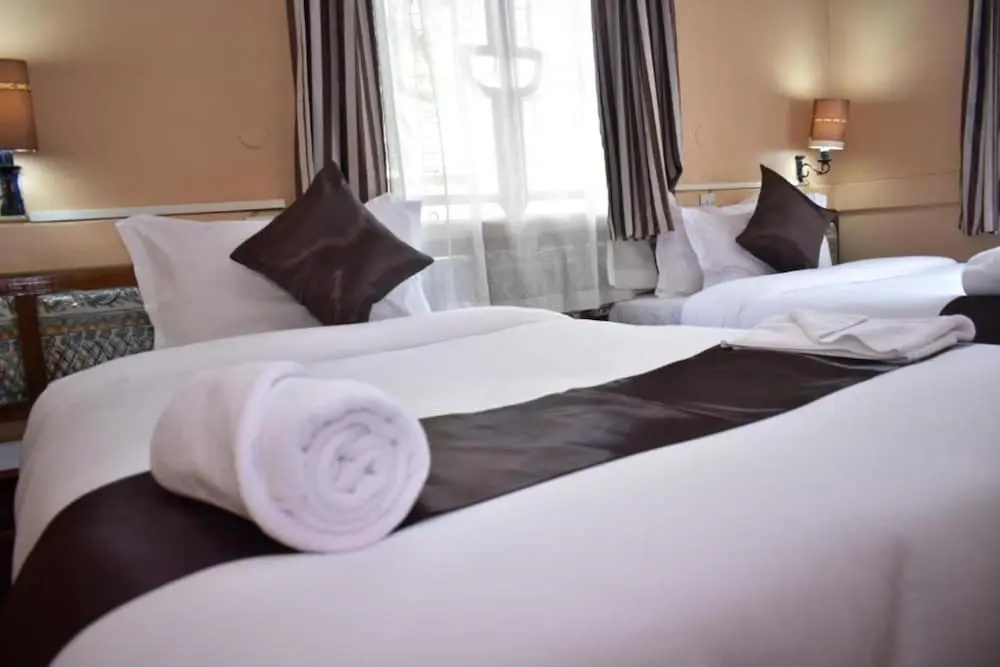 Standard Double room (twin beds)