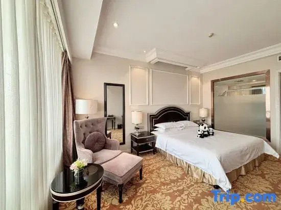 Executive Double room (full double bed)