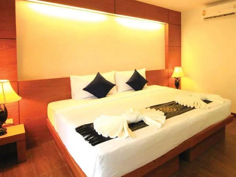 Superior Double room (full double bed)