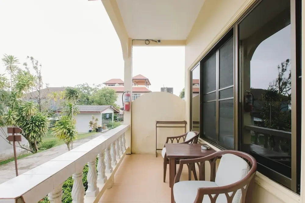 Семейный номер Standard с балконом в Kataonsea Bungalows