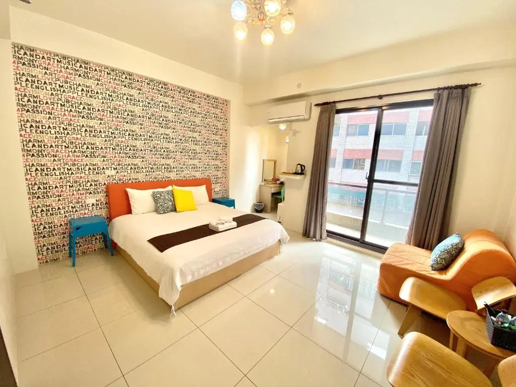 Standard Double room with balcony (full double bed)