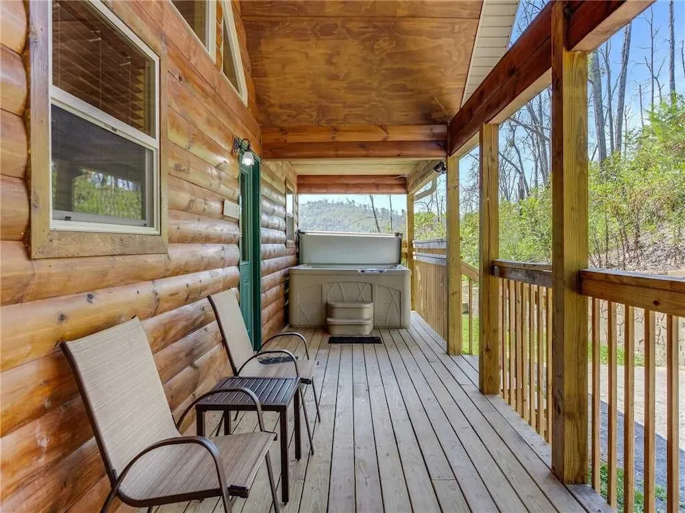 Emilys Hideaway - Four Bedroom Cabin