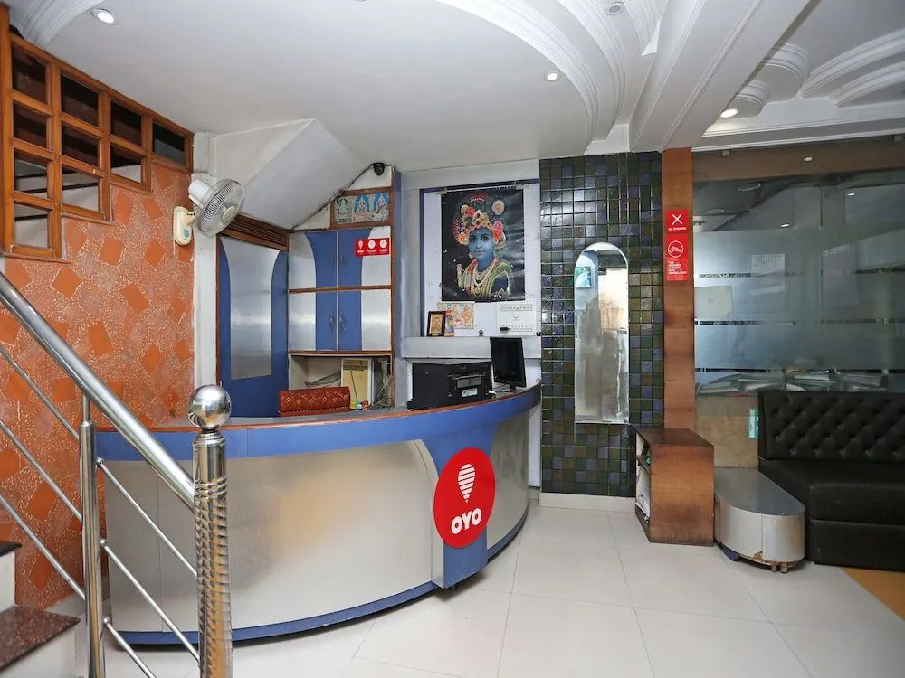 OYO 4406 Hotel Arya Palace - Général