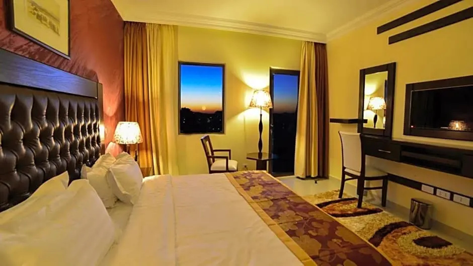 P Quattro Relax Hotel - Chambres