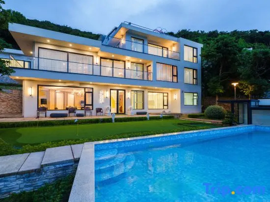 June Bay. sea and sunr i se Golf Pool Seaview Villa (Zhujiajian Nansha Store)