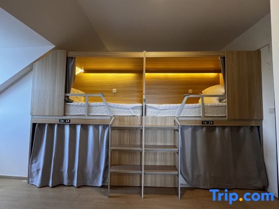 Bed in Dorm (female dorm)