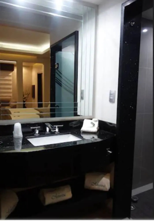 Premium Suite