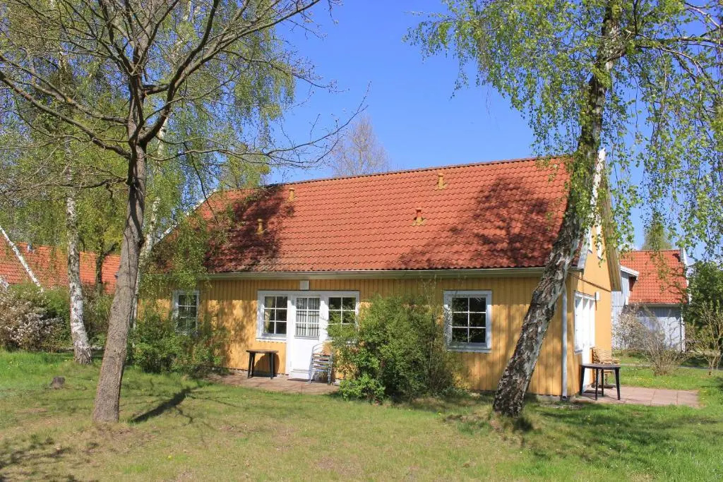 2 Bedrooms Cottage