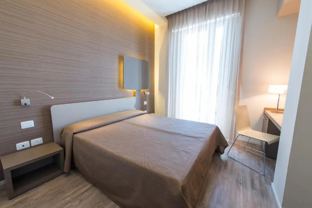 Hotel 2000 - Chambres