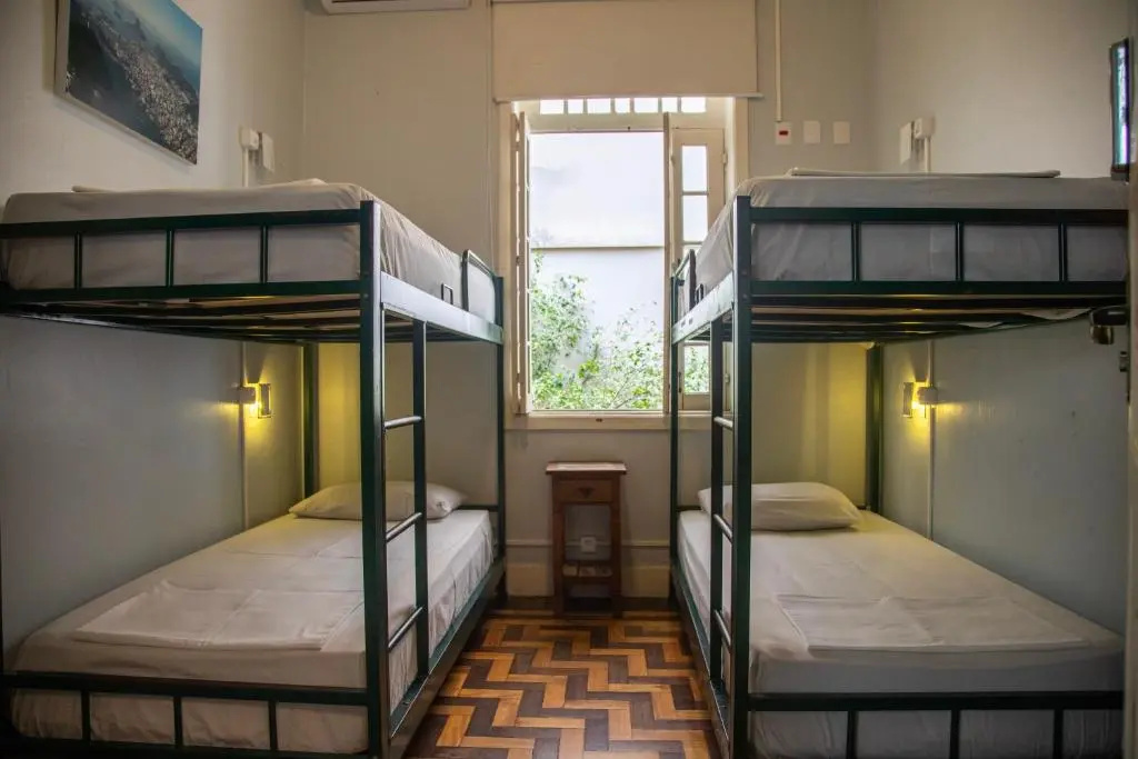 Economy room