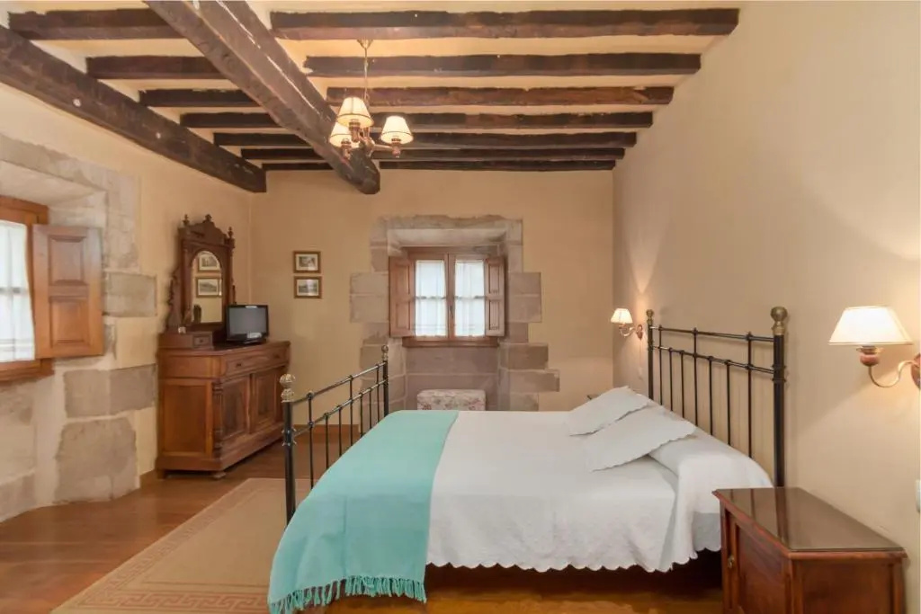 Casona De La Salceda - Chambres