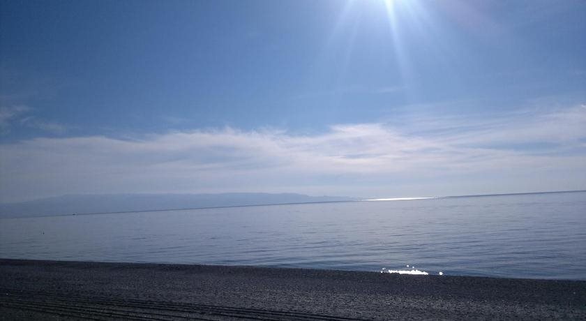 Beach & Waterfront