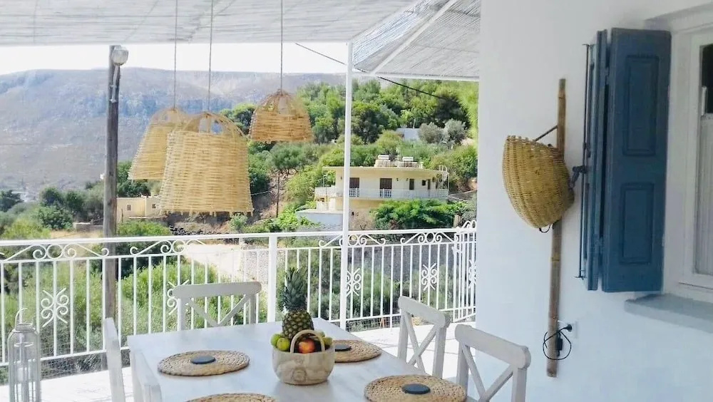 Menori Luxury Suite