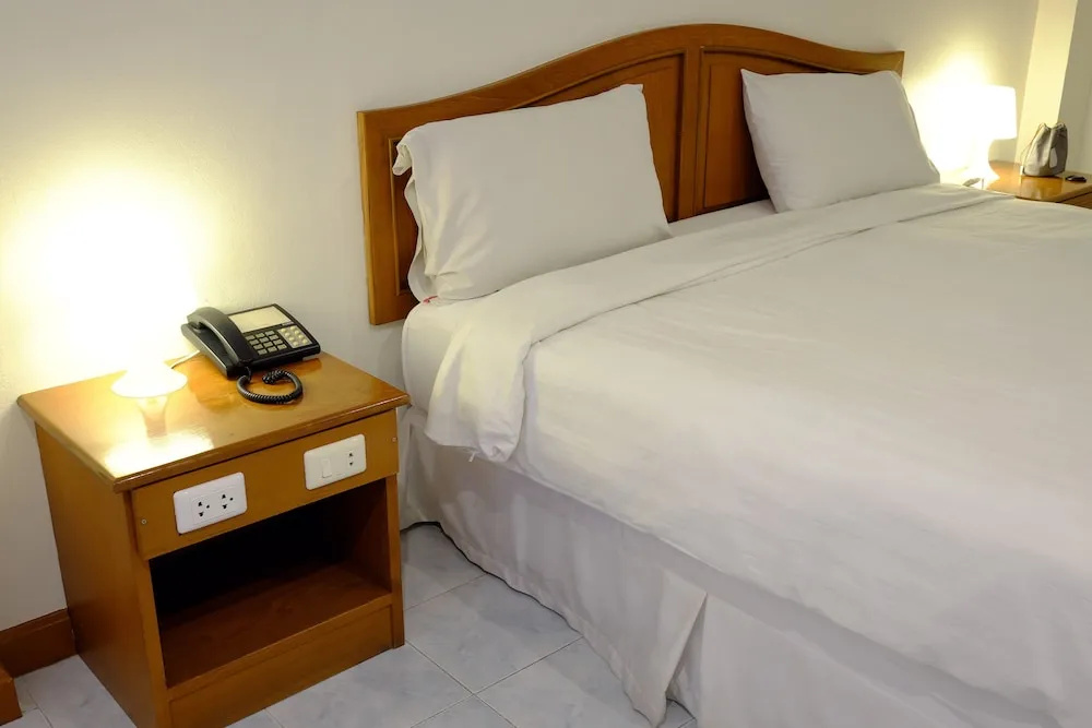 PJ Inn Pattaya - Chambres