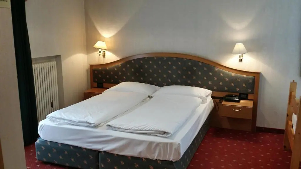 Standard Double room (full double bed)