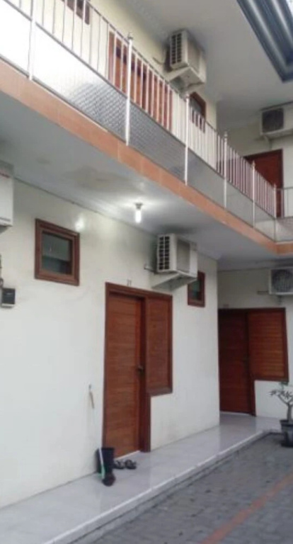 RedDoorz Plus near Cito Mall Surabaya