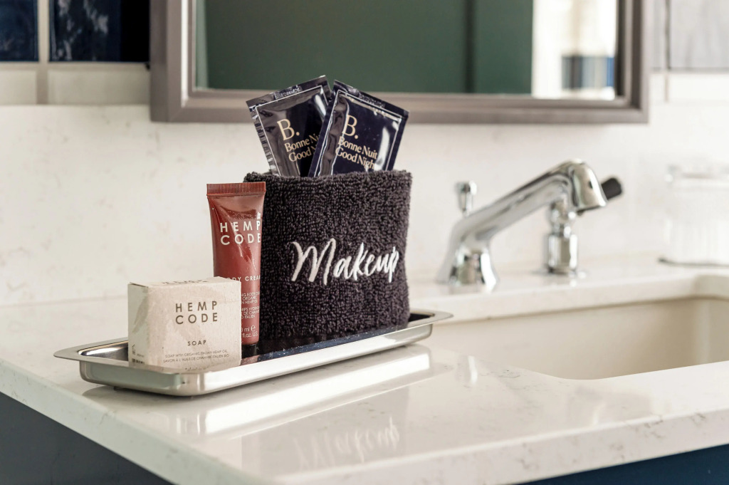 The Flat Iron Hotel — фото 5