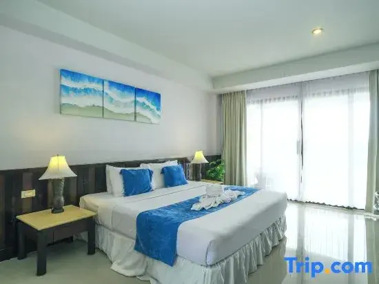 Superior Double room (full double bed)