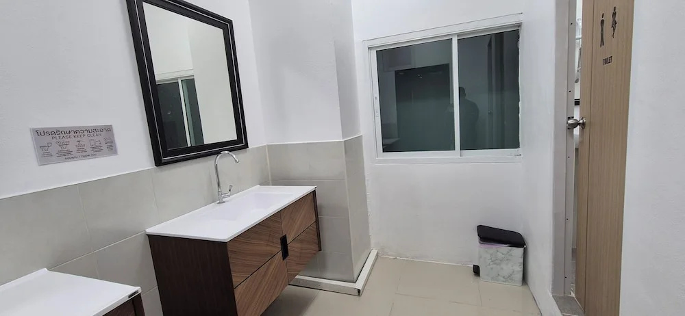 Hotel The Journey Patong New - Chambres