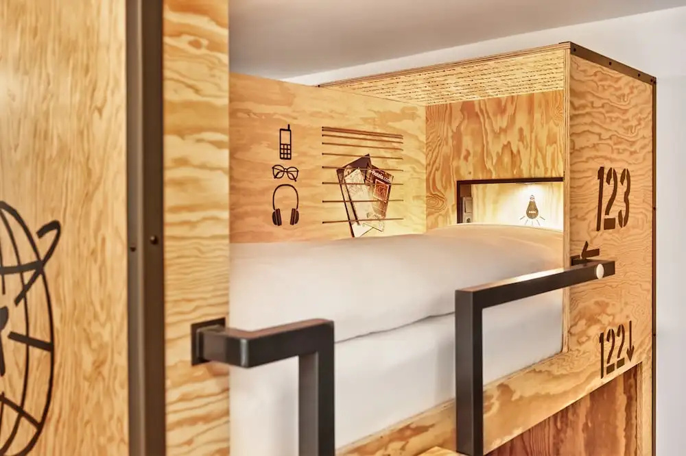 Bed in Dorm (shared bathroom) (full double bed)