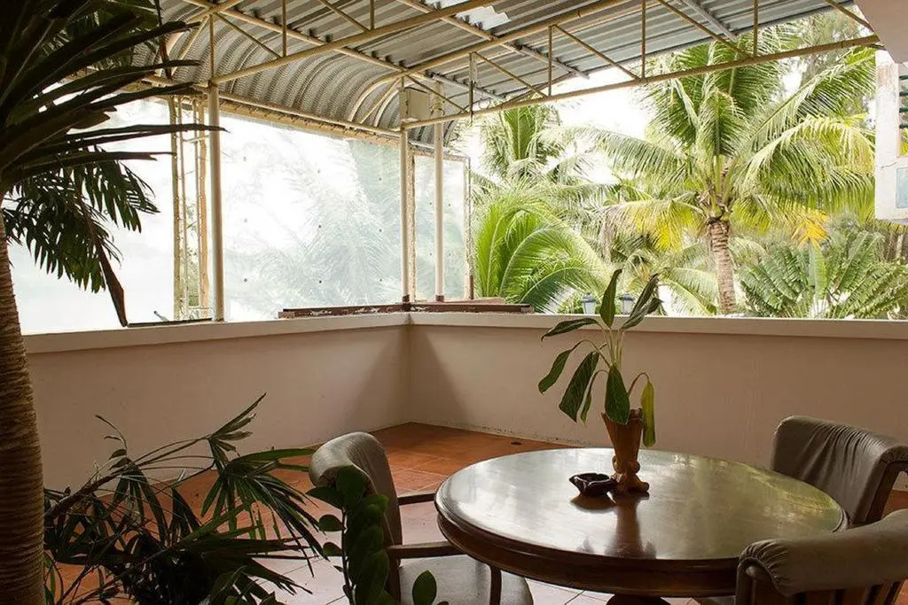 Balcony & Terrace